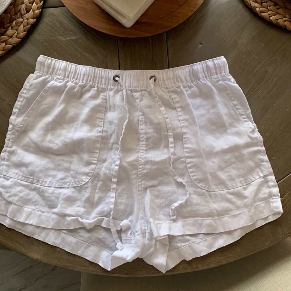 Linen shorts